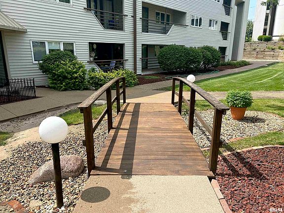 3rd image of 2705 W Willowlake Dr APT 47