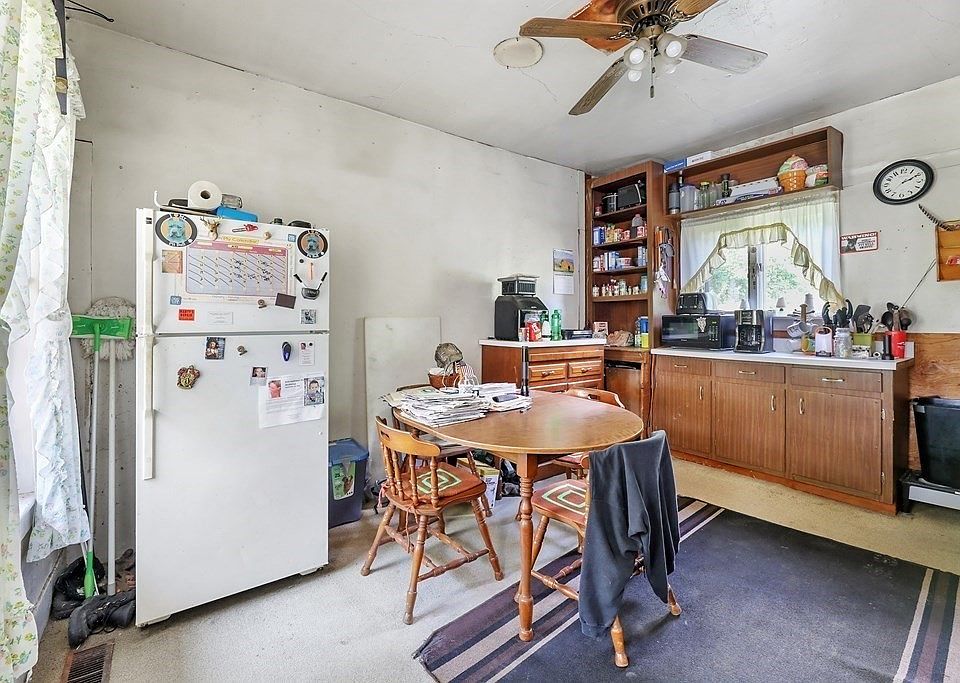 215 E Colrain Rd, Colrain, MA 01340 Zillow