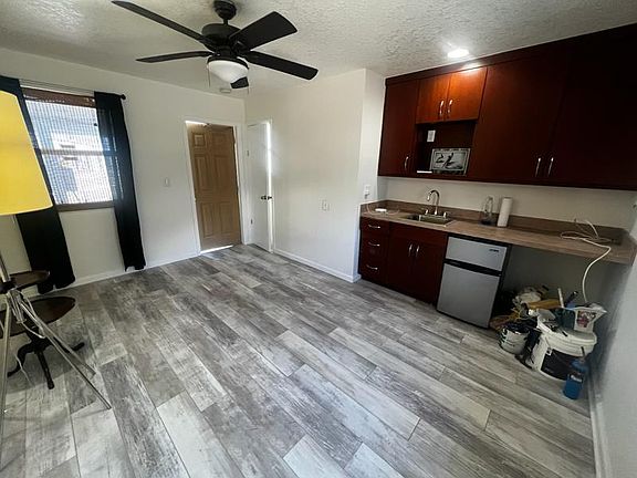 5th image of 2500 NE Indian River Dr