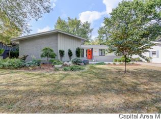 2323 S Wiggins Ave, Springfield, IL 62704