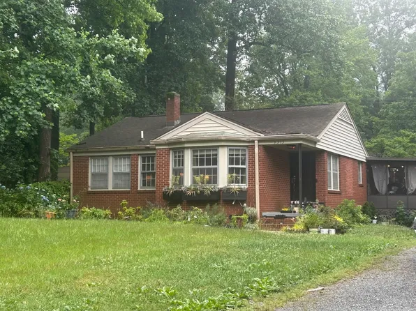 3313 Sudbury Rd, Charlotte, NC 28205