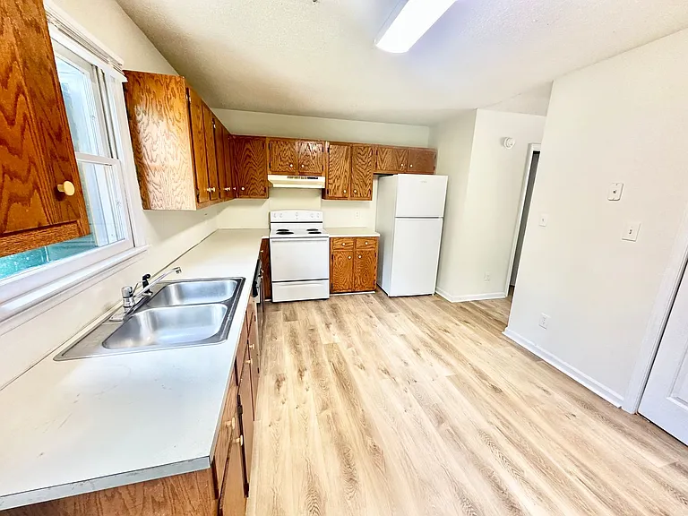 816-3 Lucas Stmbx — Photo 11