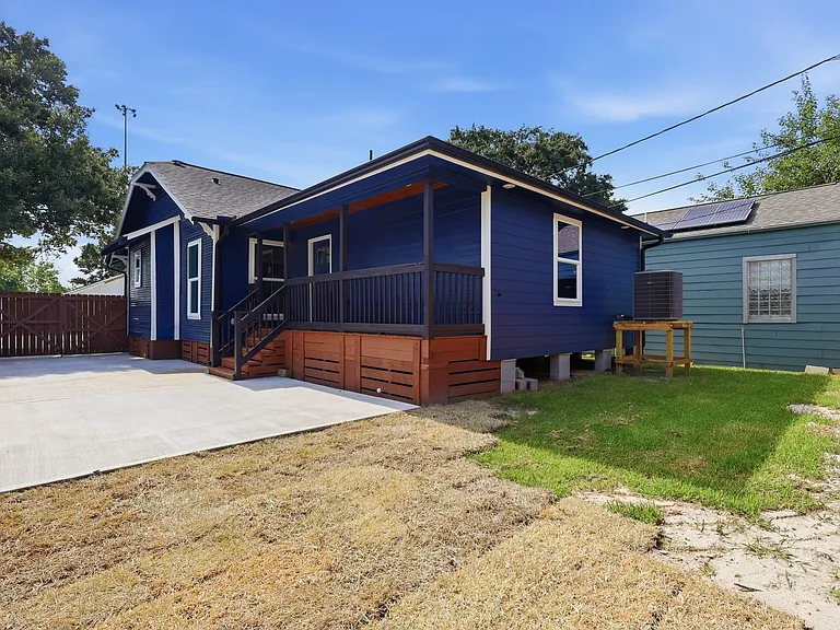 105 Opal Ct — Photo 17