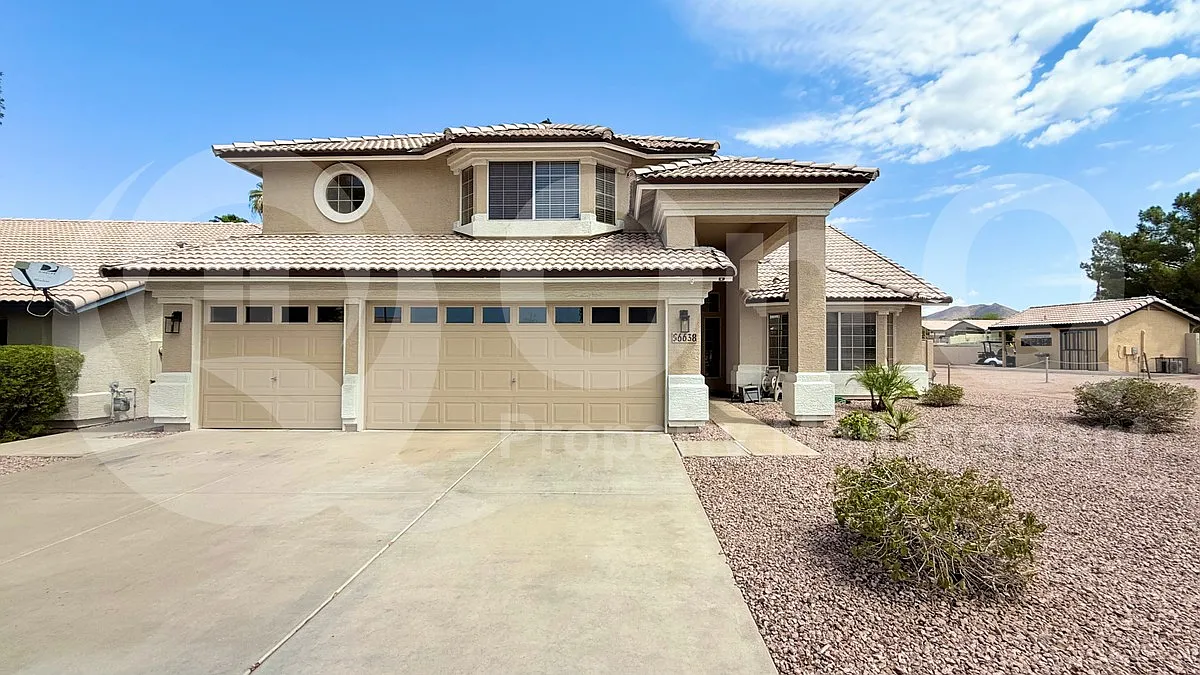4 bed, 3.0 bath, 2350 sqft, $3,100 — Photo 4