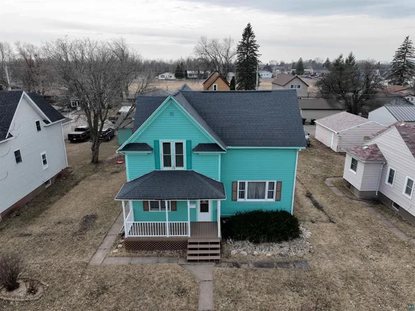 1916 E 6th St, Superior, WI 54880