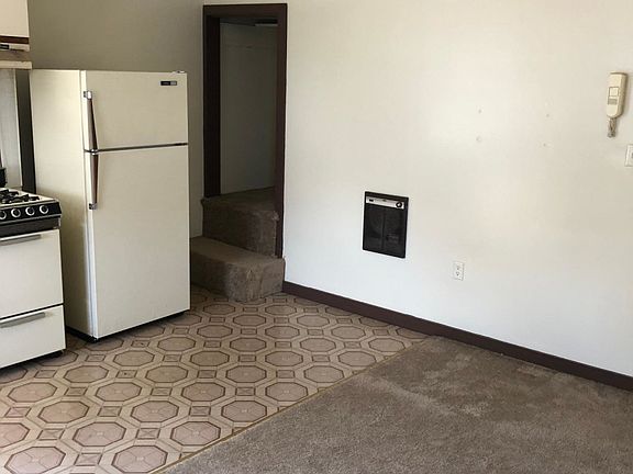 3rd image of 305 S Negley Ave APT 2