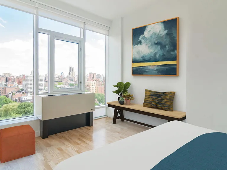 500 W 23rd St #2H — Photo 19