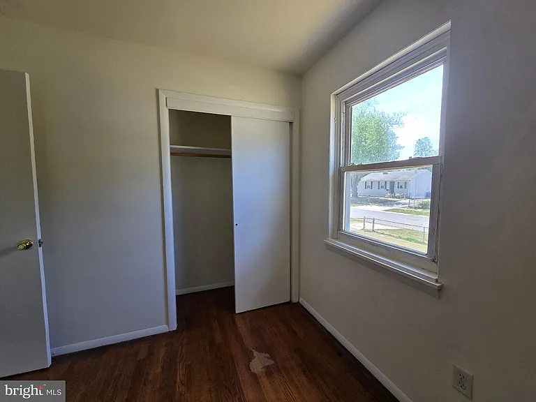 11 Glenwood Dr — Photo 21