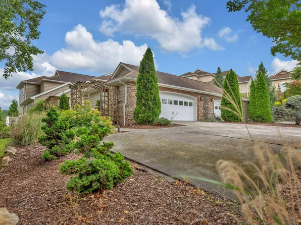 30 Whitehall #30, Bristol, TN 37620