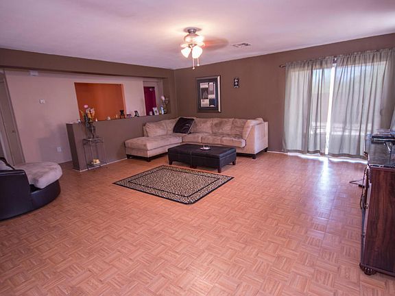 2nd image of 3371 W Sagebrush Hills Ct