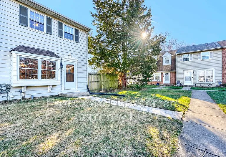 26 King Richard Ct #26 — Photo 2