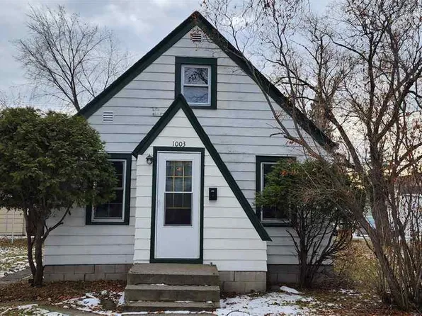 1003 10th St, International Falls, MN 56649