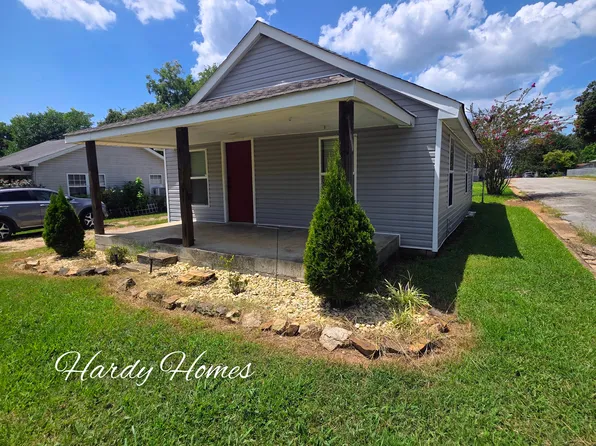 219 Eclipse St, Florence, AL 35630