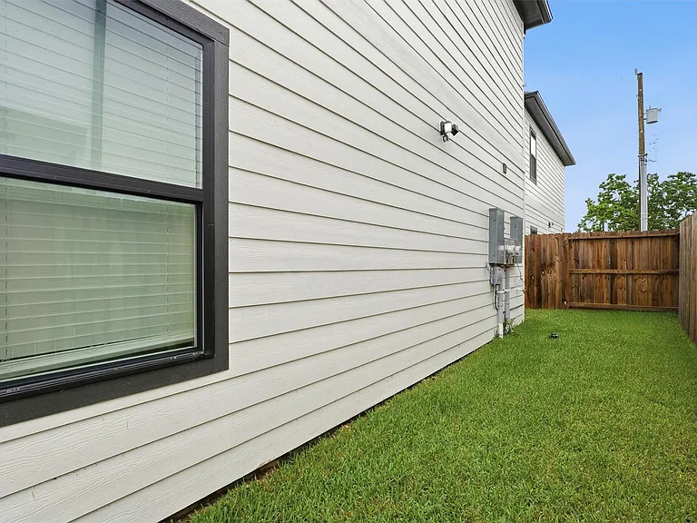 3107 Grassmere St #B — Photo 22