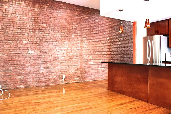 Rented by Rapid Realty Upper West Side LLC | media 15