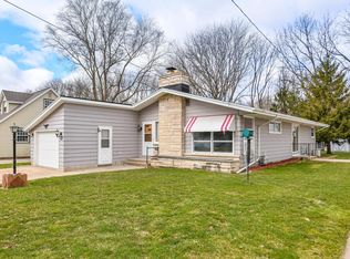 253 North Ave, Hartland, WI 53029