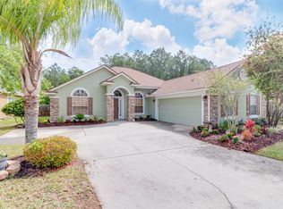 3677 Victoria Lakes Dr E, Jacksonville, FL 32226