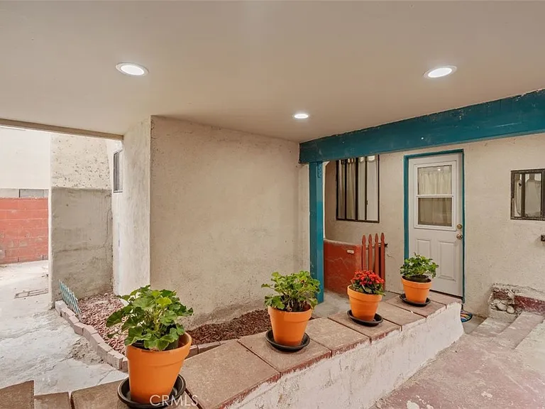 832 Cypress Ave — Photo 16