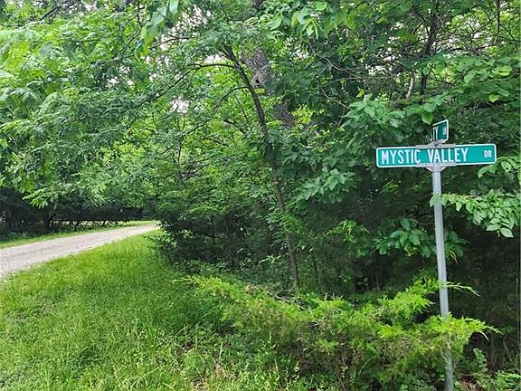 4th image of 35 Mystic Valley Dr