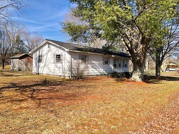 4th image of 4153 Highland Ln