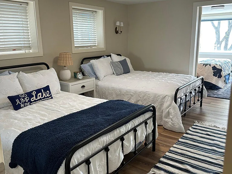 4763 Island View Dr — Photo 6