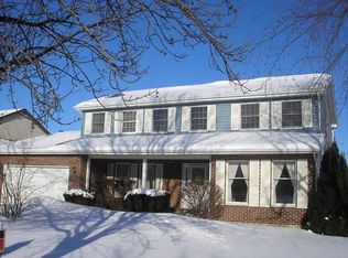 717 Ashley Ln, Schaumburg, IL 60194
