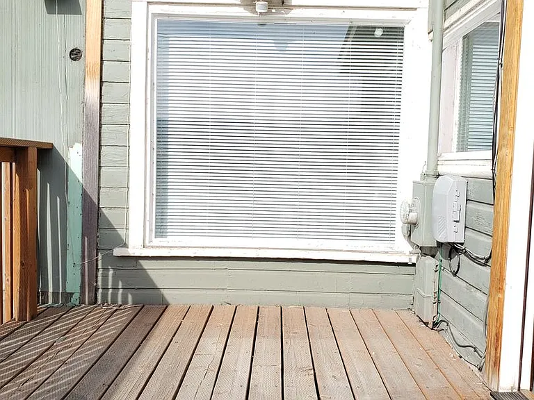 627 S Mission St — Photo 11