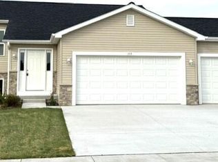 333 Parker DRIVE, Genoa City, WI 53128