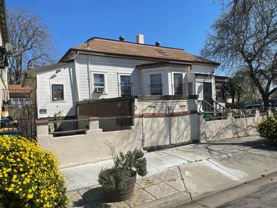 405 E Acacia St, Stockton, CA, 95202
