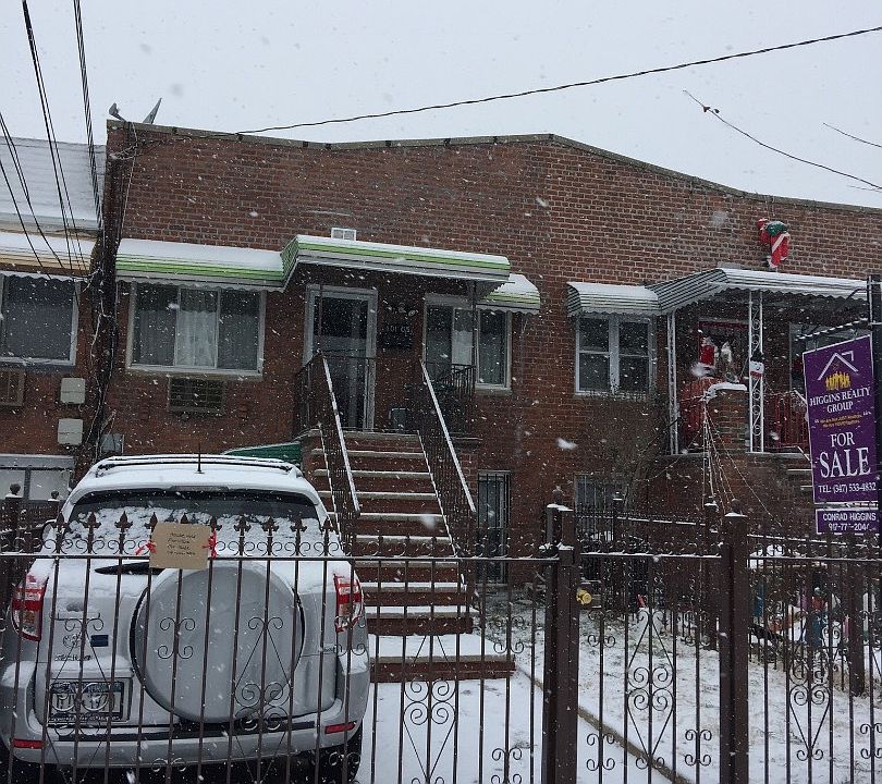 1st image of 10105 Avenue L