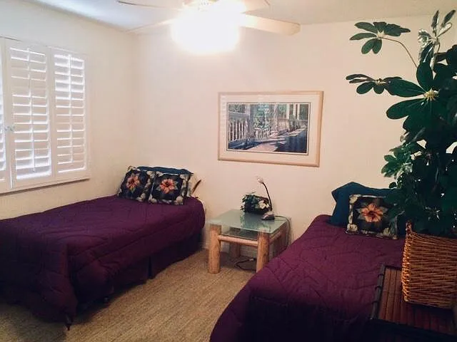 the twin bedroom