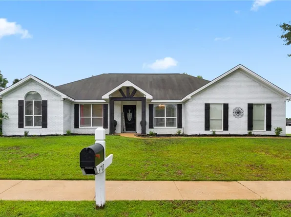 4712 Clear Creek Pkwy, Northport, AL 35475