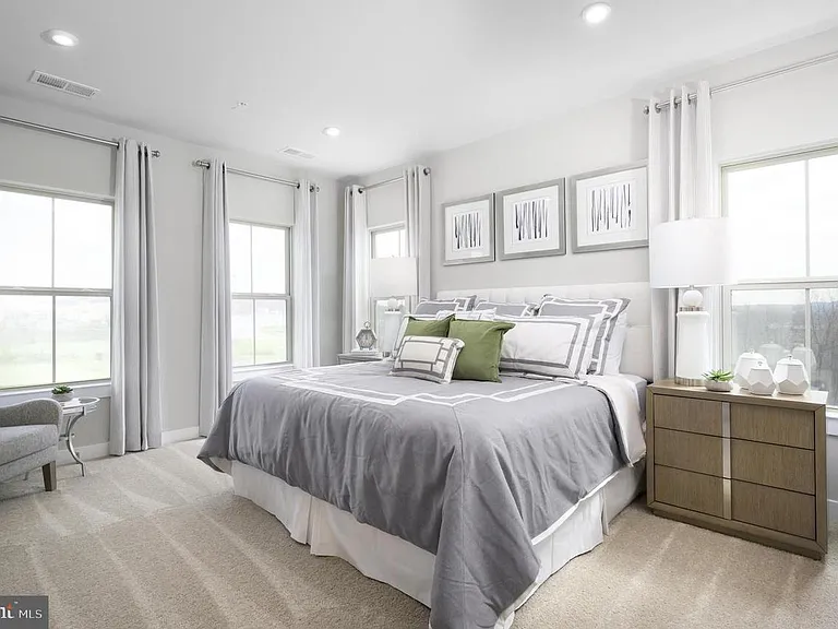 3411 Angelica Way #401 — Photo 8
