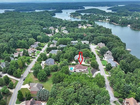 4th image of 2740 Inglewood Dr