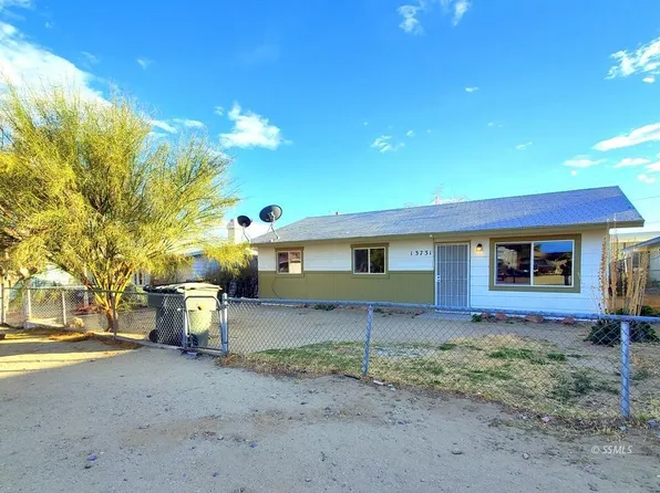 13731 Cedar St, Trona, CA 93562