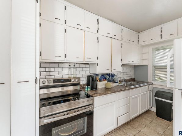 sioux-falls-south-dakota-85818630 picture