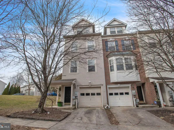 200 Toddson Ln, Owings Mills, MD 21117