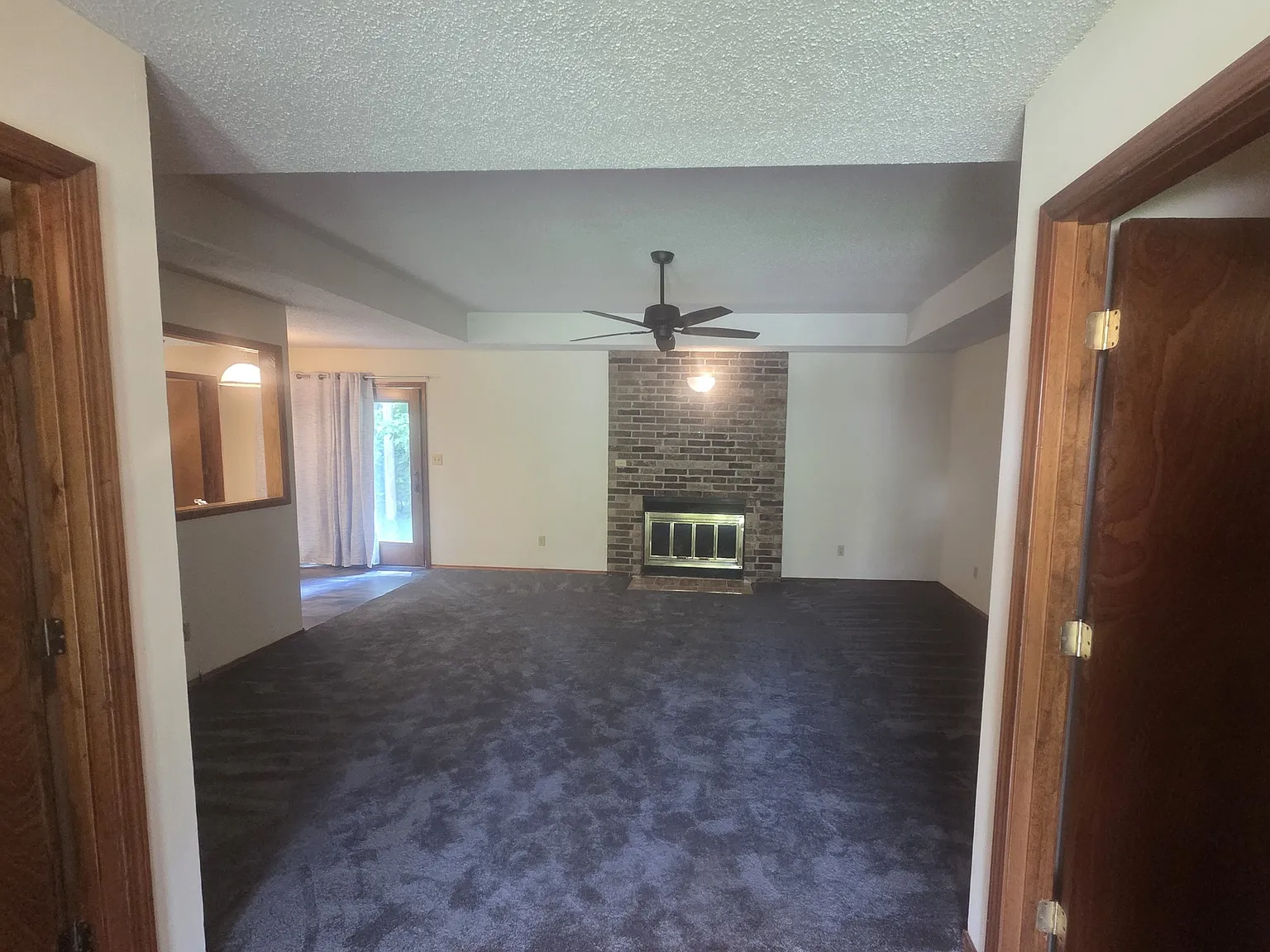 2051 South Kentwood Avenue — Photo 3
