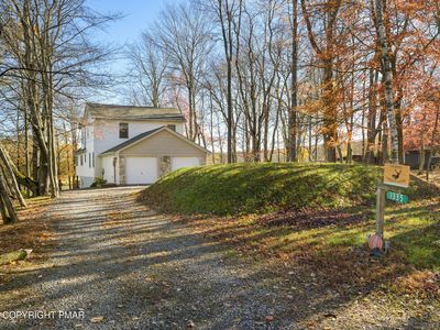 1335 Arrowhead Dr, Pocono Lake, PA, 18347
