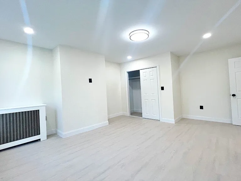 358 Dean St #4 — Photo 6