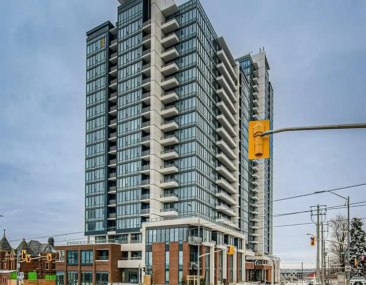 5 Wellington St S #1108 — Photo 1