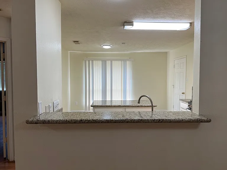 8859 Creek Willow Dr — Photo 9