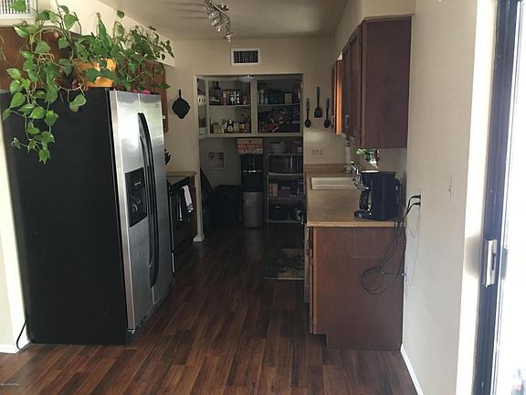 4th image of 1872 S Carpenter Ln