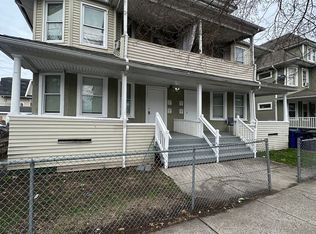 East Main St. 1565-1571, Bridgeport, CT 06608