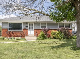 3011 S 99th St, West Allis, WI 53227