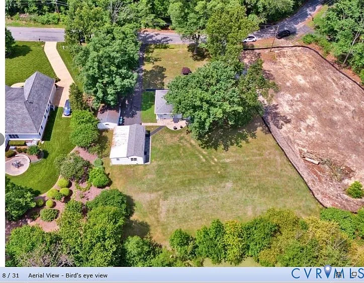11215 Thorncroft Dr — Photo 8
