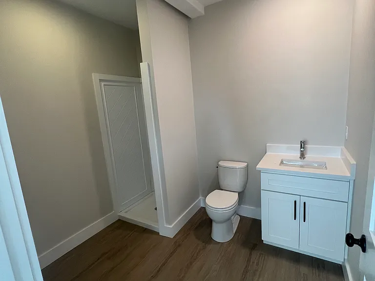 65 Perrin St #5 — Photo 11