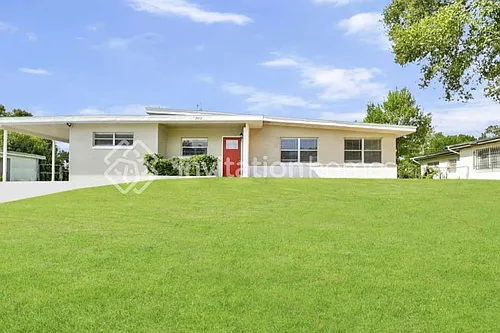 2412 Martinwood Dr Photo 1