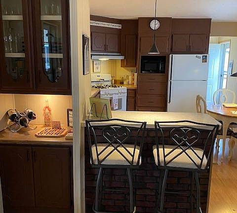 4th image of 1203 N Expressway 77 Unit 446