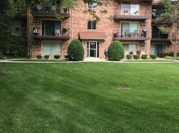 14012 Waterbury Dr APT 1302, Crestwood, IL 60445